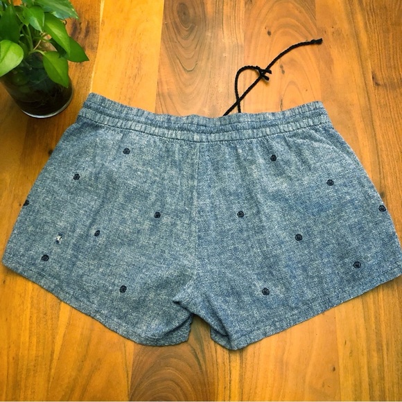 Old Navy Medium Rise Soft Casual Shorts. Size Medium. - Picture 7 of 14